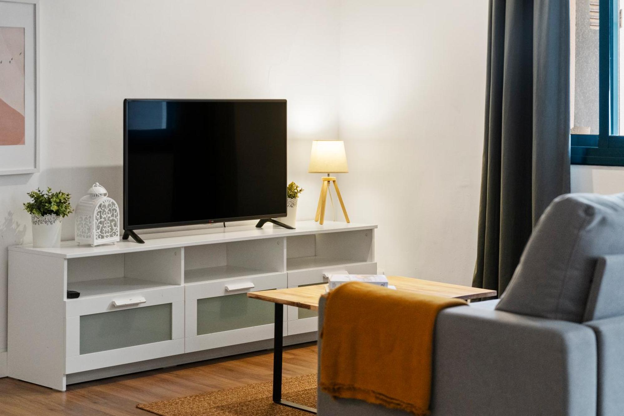 Lodging Apartments Liceu 11 Barcelona Kültér fotó